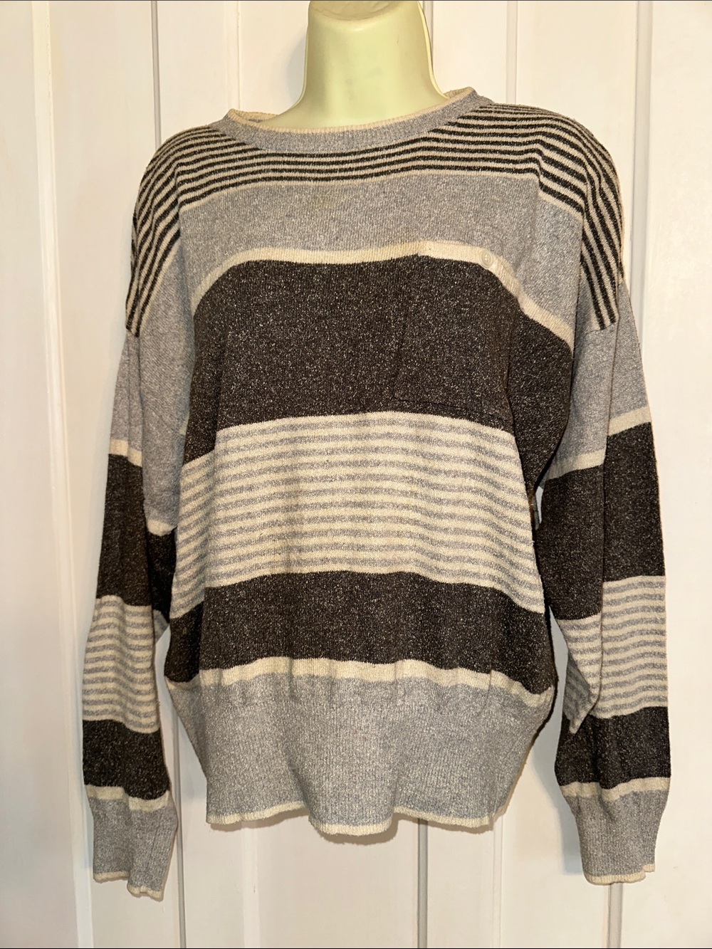 Vintage 80s Liz Claiborne Striped Crewneck Silk Sweater in Gray & Cream